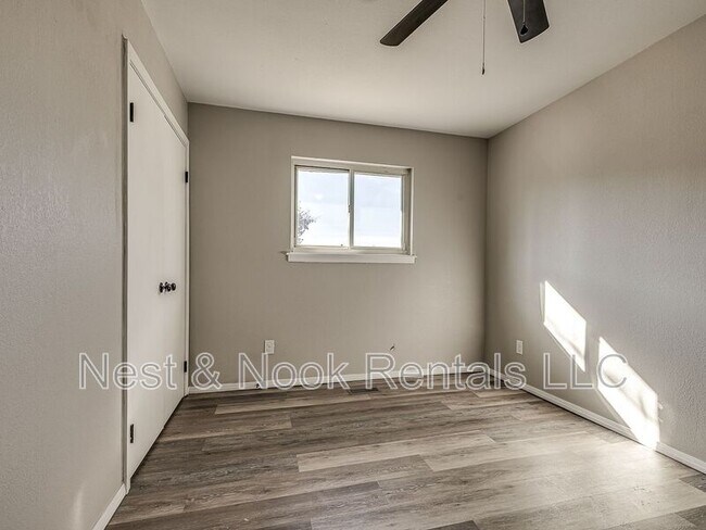 Building Photo - 5966 E 36th St