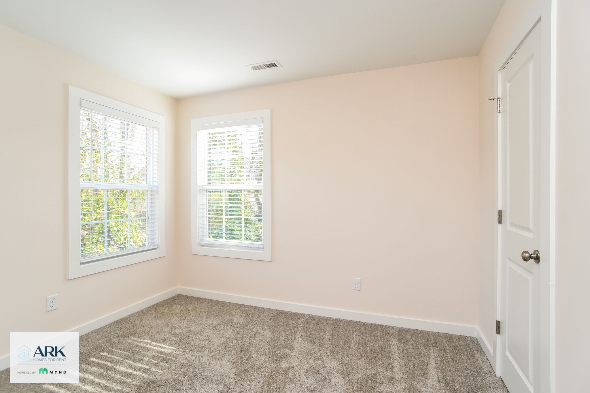 Building Photo - 169 Ruthaven Dr