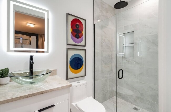 Building Photo - 48 Fern Ave