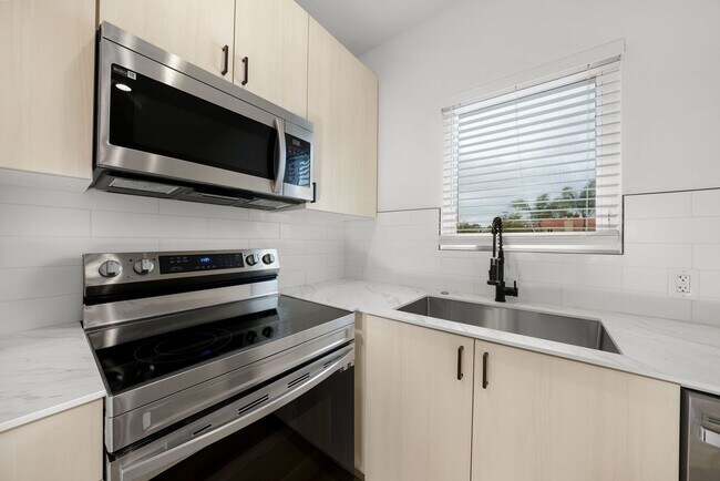 Interior Photo - E Street Apartments