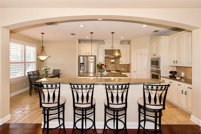 Building Photo - 2609 Old Hickory Cove