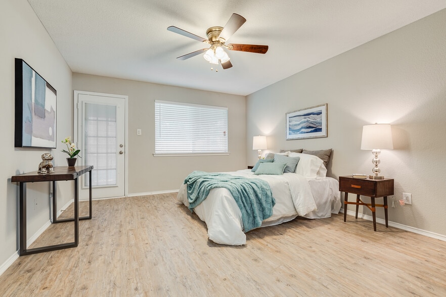 Primary Bedroom - 2508 Concina Way