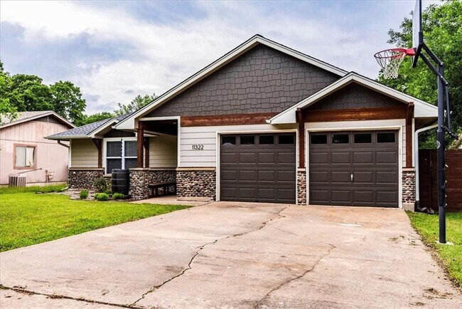 Building Photo - 11322 Bristle Oak Trail