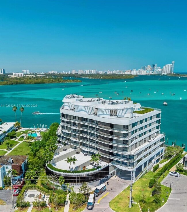 Building Photo - 1135 103rd St