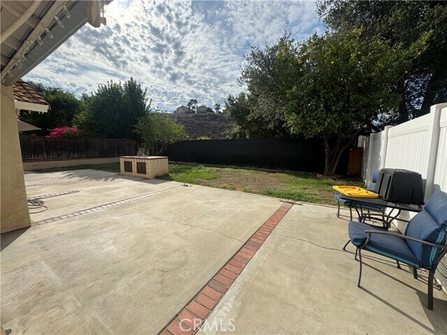 Building Photo - 2670 Presidio Cir