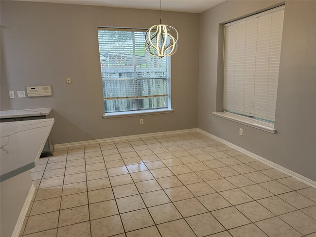 Building Photo - 1134 Evandale Ln