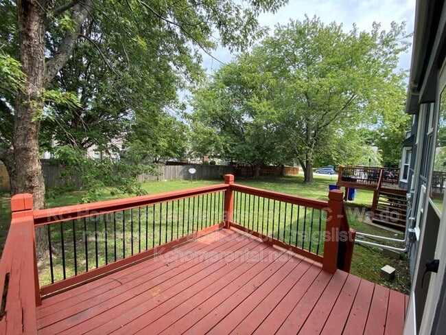 Building Photo - 1416 SE 7th Pl