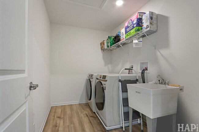 Building Photo - 8512 Stillwater Rd