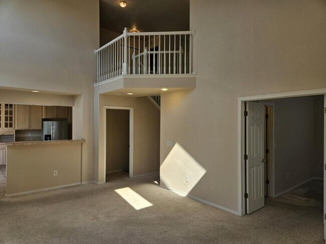 Building Photo - 3653 Sunflower Cir