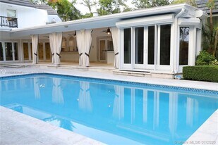 Building Photo - 6540 SW 135th Ter