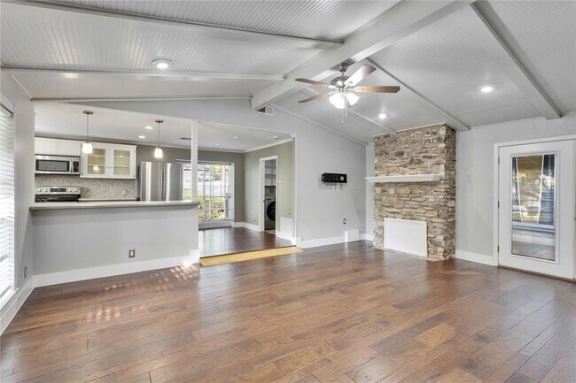 Building Photo - 10903 Mellow Ln