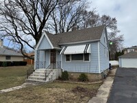 Building Photo - 5834 W 100th St