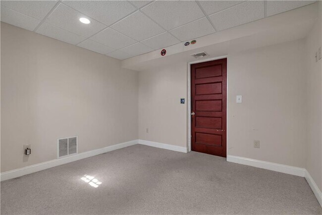 Building Photo - 98 Butler Ave