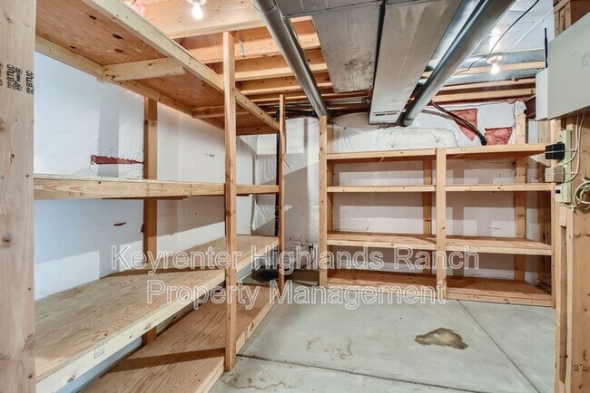 Building Photo - 9948 Deer Creek Ln