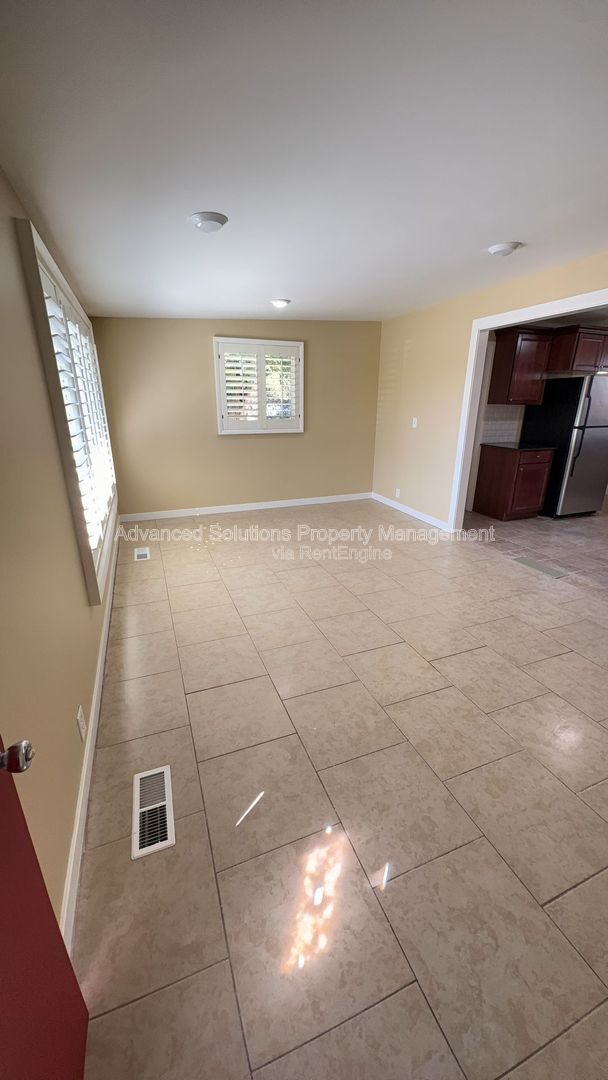 Building Photo - 967 Charlton Cir