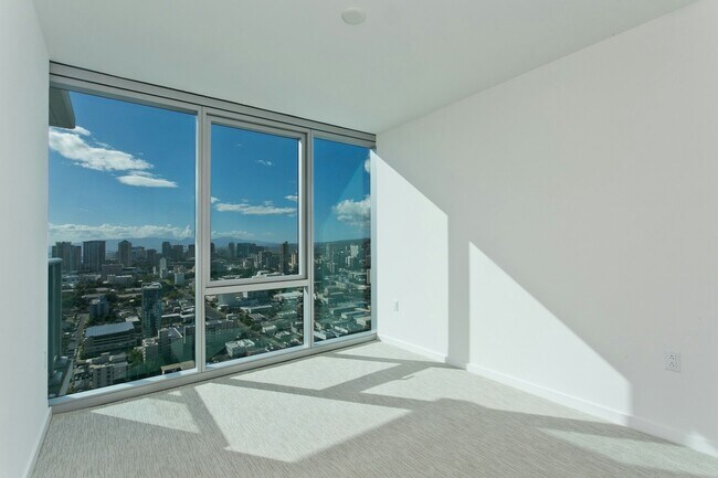 Building Photo - 1515 Liona St