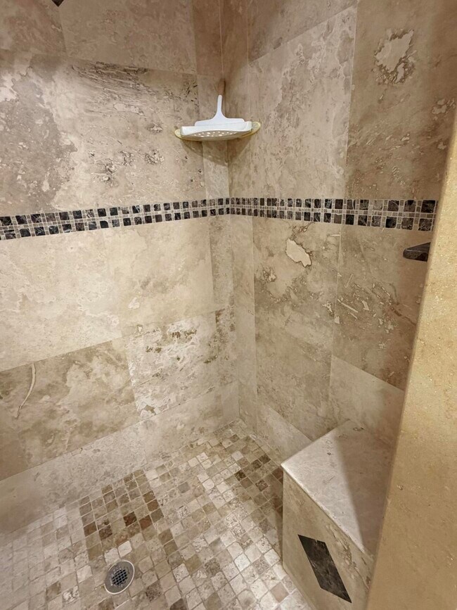 Building Photo - 1343 Lake Breeze Dr