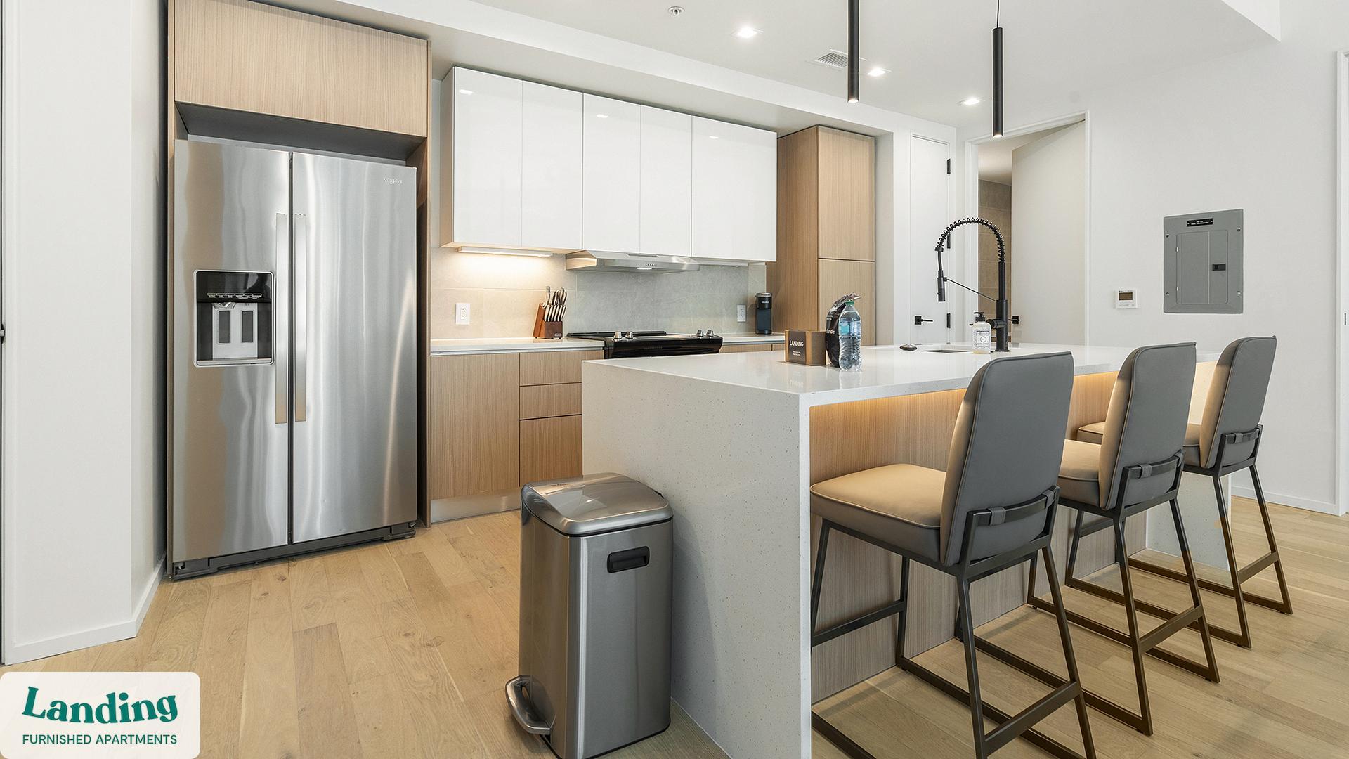 Building Photo - 143 E Commerce St