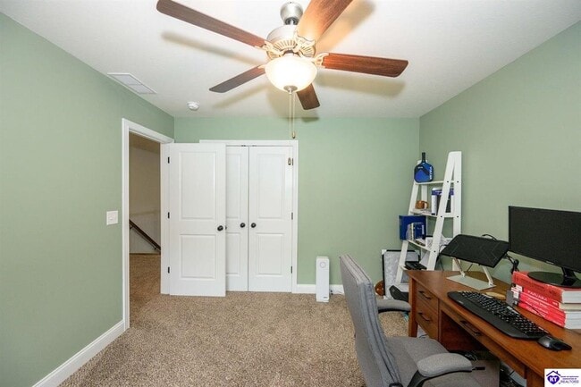 Building Photo - 907 Leafland Pl