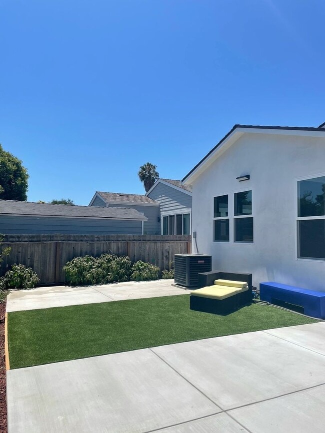 Building Photo - SUNNYVALE - Brand New Construction. 4 Bed 3 Full Bath in Quiet Sunnyvale Neighborhood.