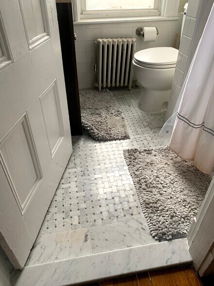 Building Photo - 16 Lincoln St