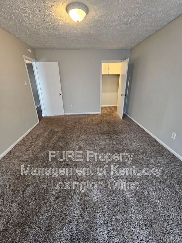 Building Photo - 301 Christy Allyn Ct