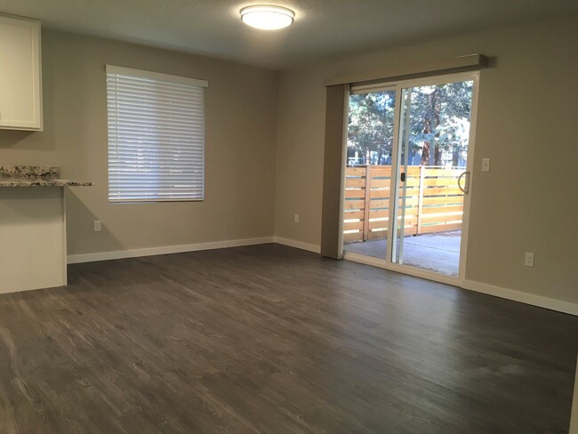 Building Photo - *** $1,000 OFF the 1st & 2nd months rent! ...