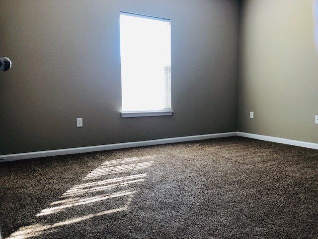 Building Photo - 4321 E Bekah Dr