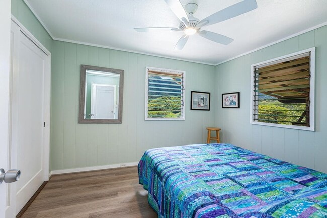 Building Photo - Charming 2 Bedroom Rental with Stunning Mountain Views – Available only April 1 to October 31, 2026