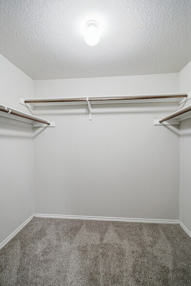 Building Photo - 8519 Cassia Cv