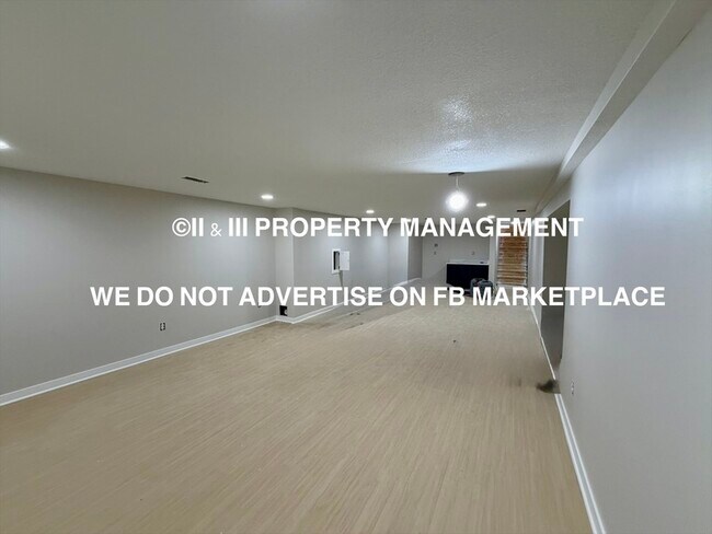 Building Photo - 9209 Hayes Dr