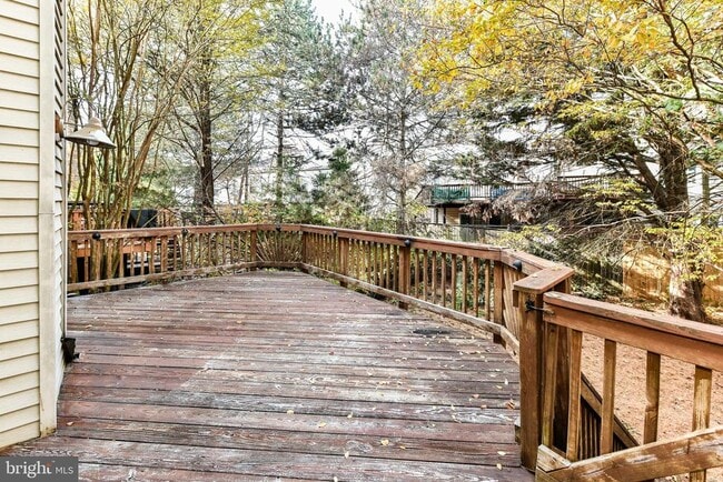 Building Photo - 4014 Rosemeade Dr