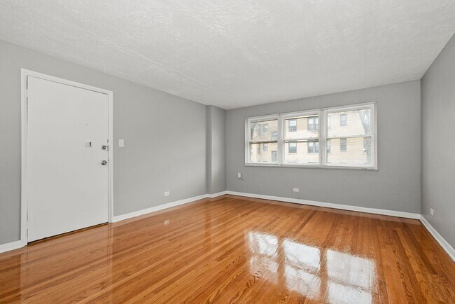 Interior Photo - 7770-78  S South Shore Drive Chicago, IL 60649