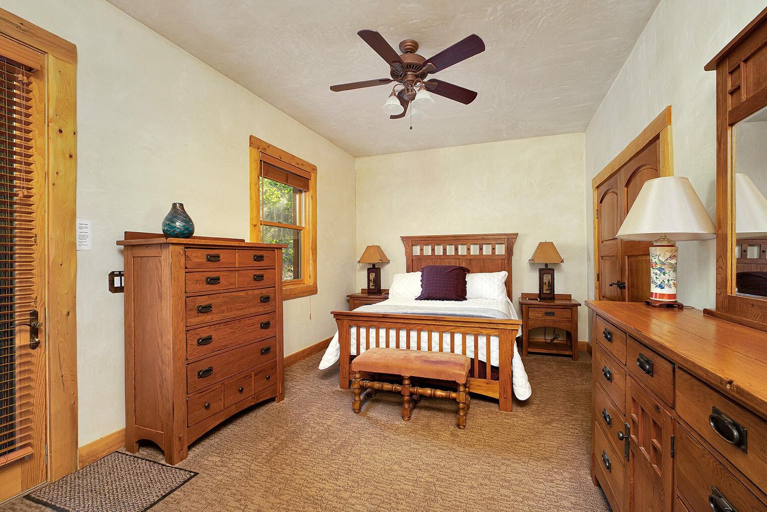 Building Photo - 162 San Joaquin Rd