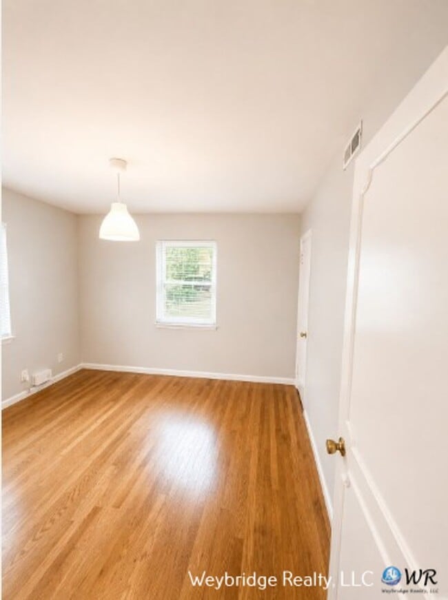 Building Photo - 3518 Hazelwood Ave