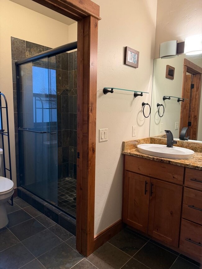 Building Photo - New Whitefish Rental - 3 Bedroom/2.5 Bath Beautiful Updated Home (Unfurnished). Available Aug 1st.