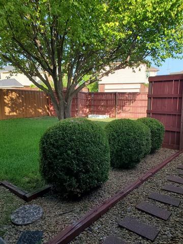 Building Photo - 1704 Quail Run Dr