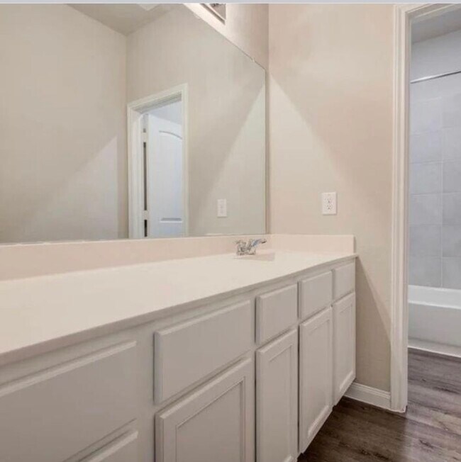 Building Photo - 22106 Regal Heights Ln