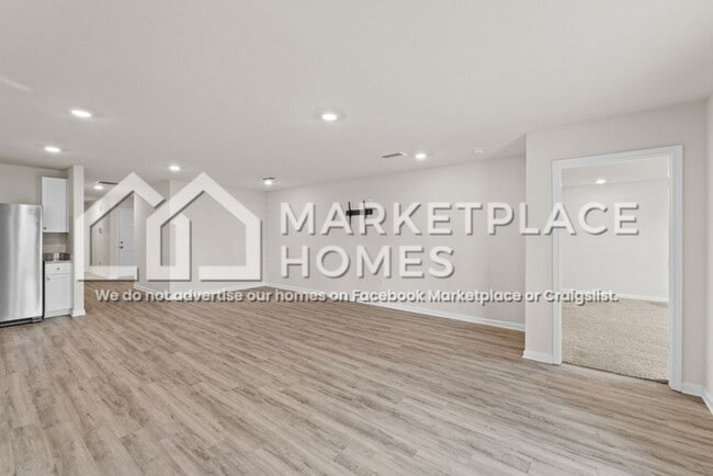 Building Photo - 7504 Delancey St