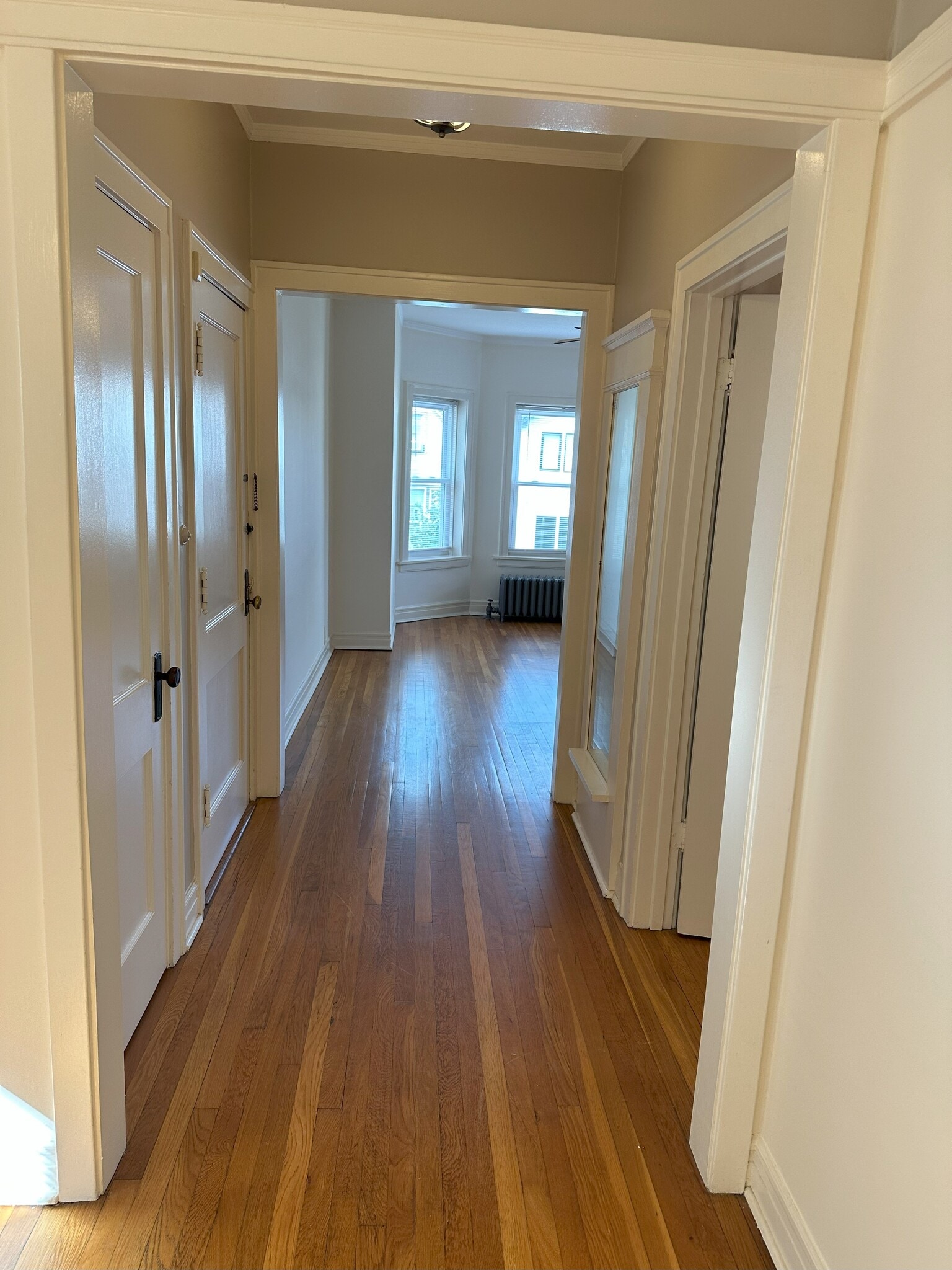 Hallway - 2249 W Winnemac Ave