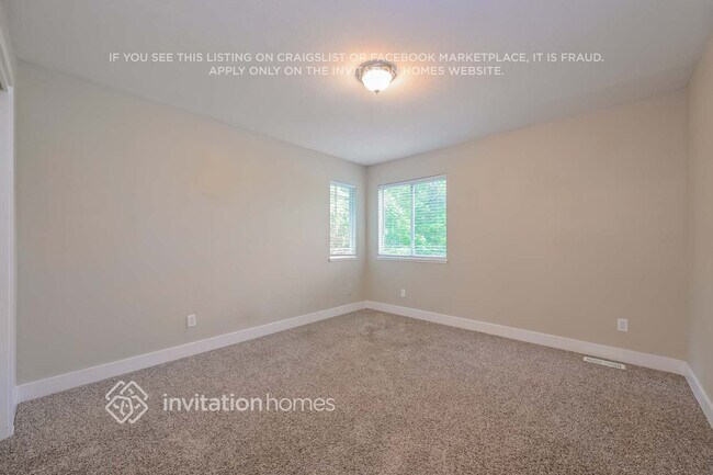 Building Photo - 3289 S Espana Cir