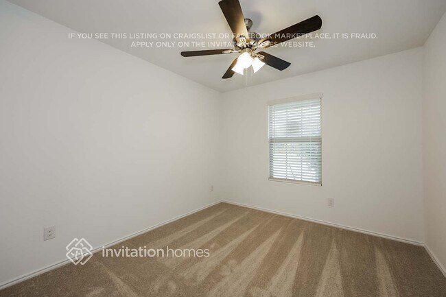 Building Photo - 2307 Ava Dr