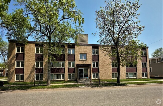 Building Photo - The Virginian Apartments