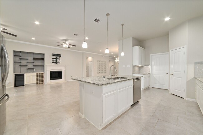 Building Photo - 28622 Abilene Park Ct