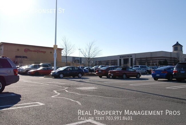 Building Photo - 44545 Neponset St