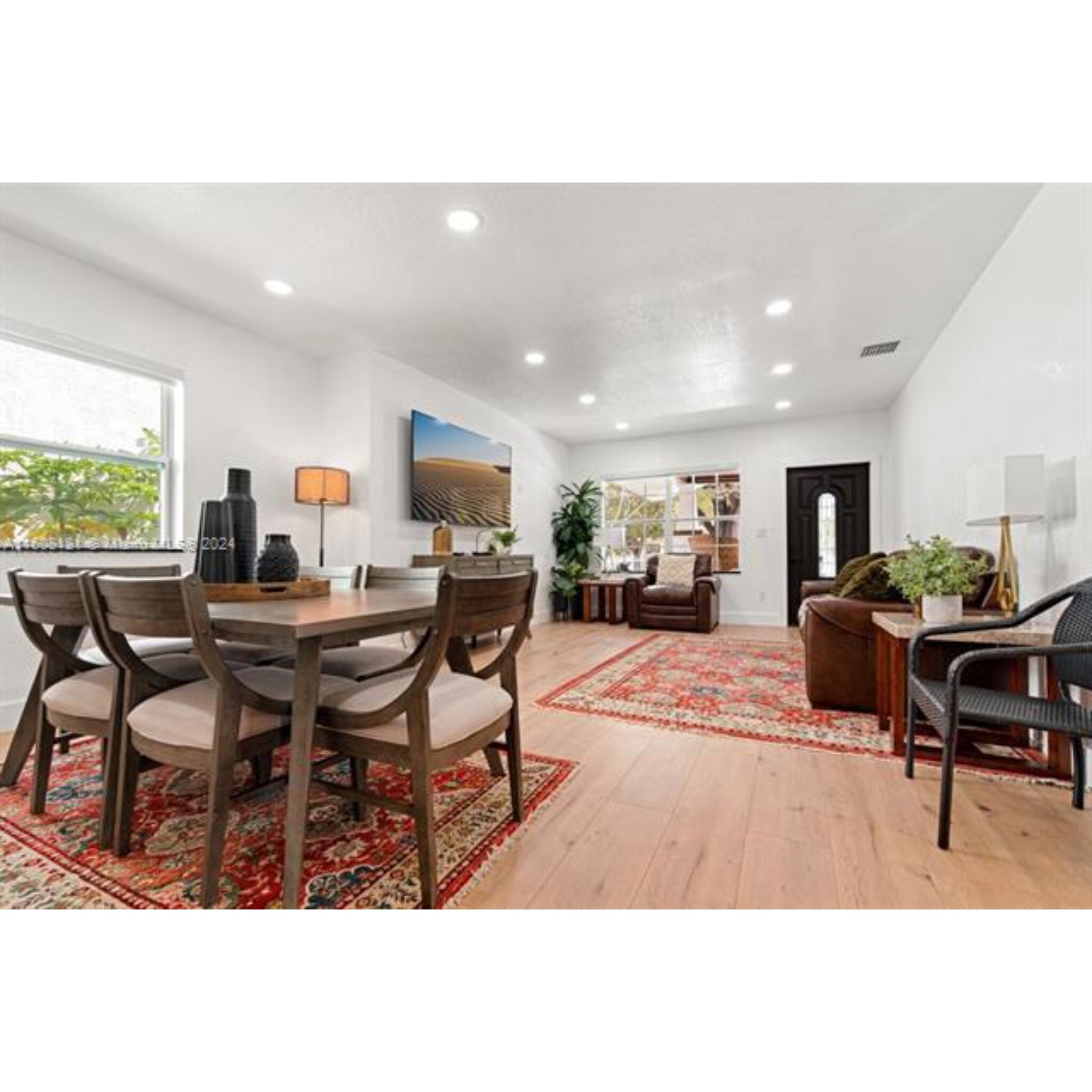 Building Photo - 3902 NW 3rd Ave