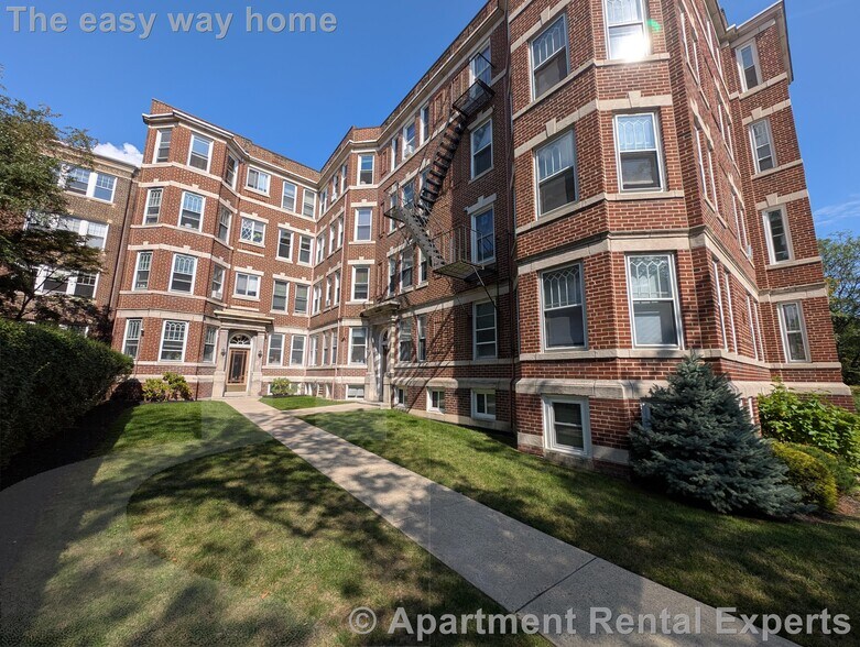 Building Photo - 331 Harvard St