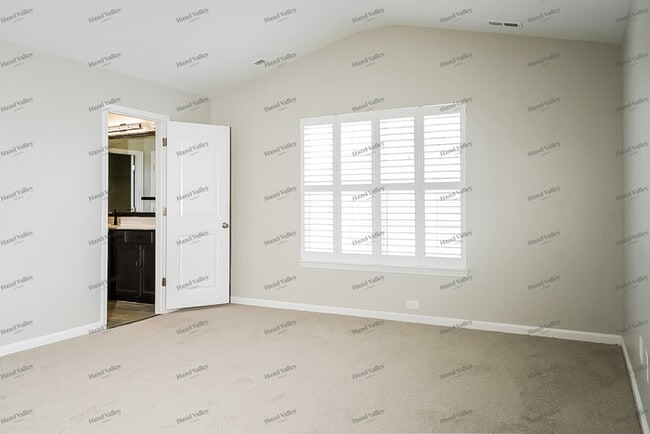 Building Photo - 2540 Mable Ln