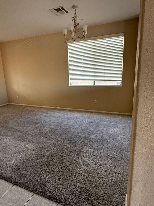 Building Photo - Two Story Single Family Home