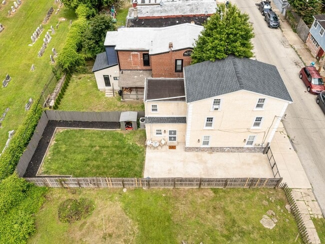 Building Photo - Spacious Detached 4BR/2.5BA Home in Mount ...